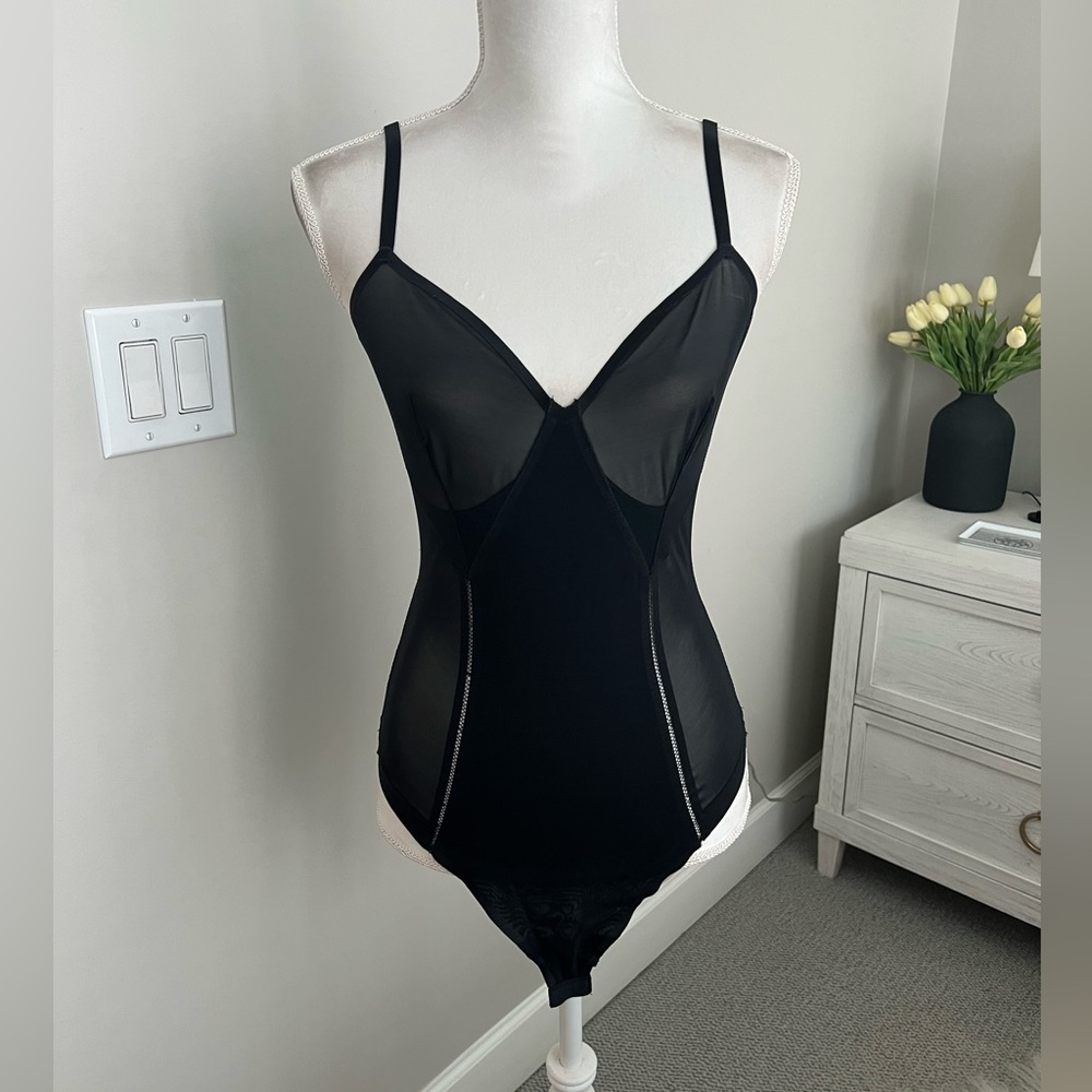 SPANX (Never Worn!) Bodysuit - Black